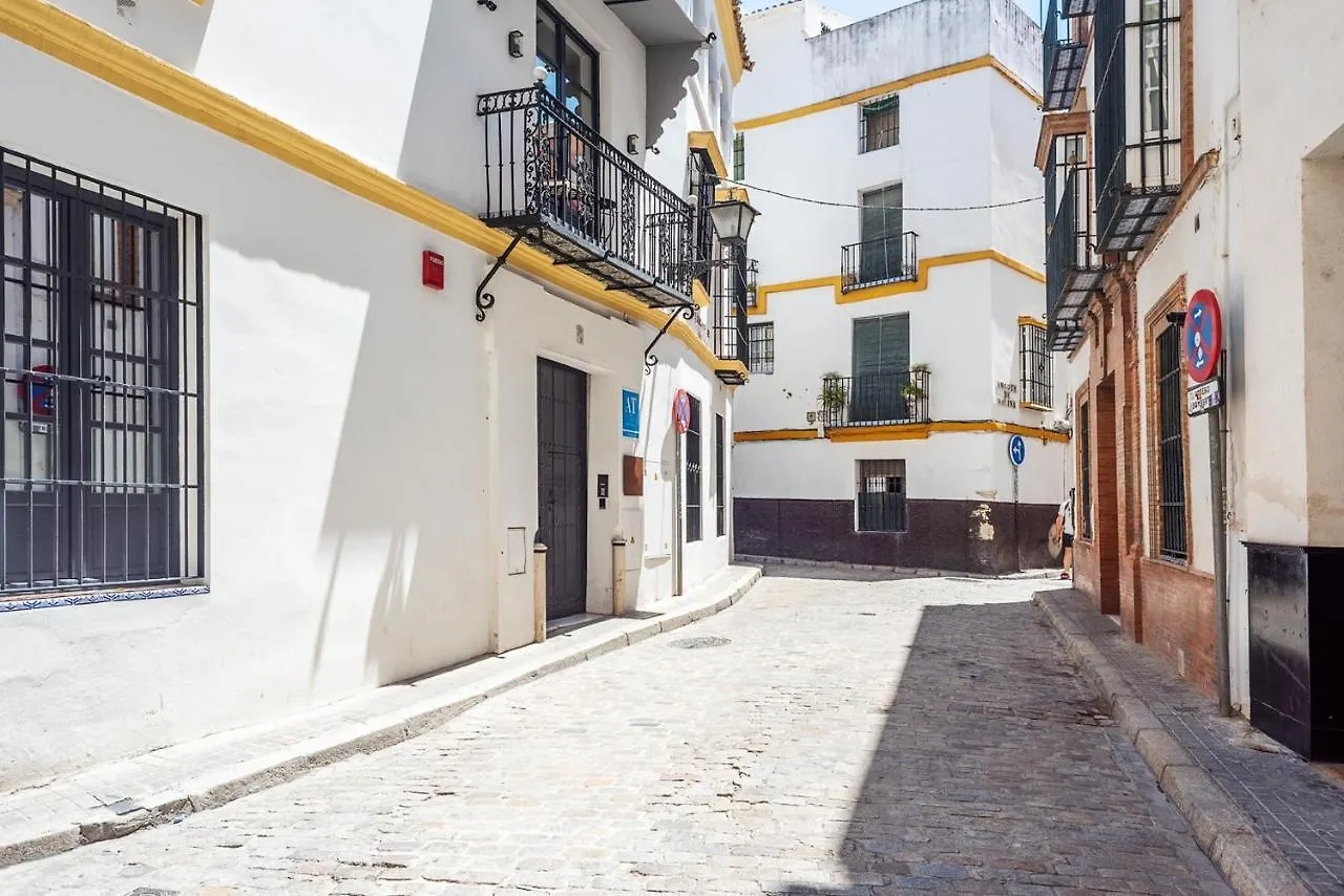 Alohamundi Corral Del Rey Apartment Seville Spain