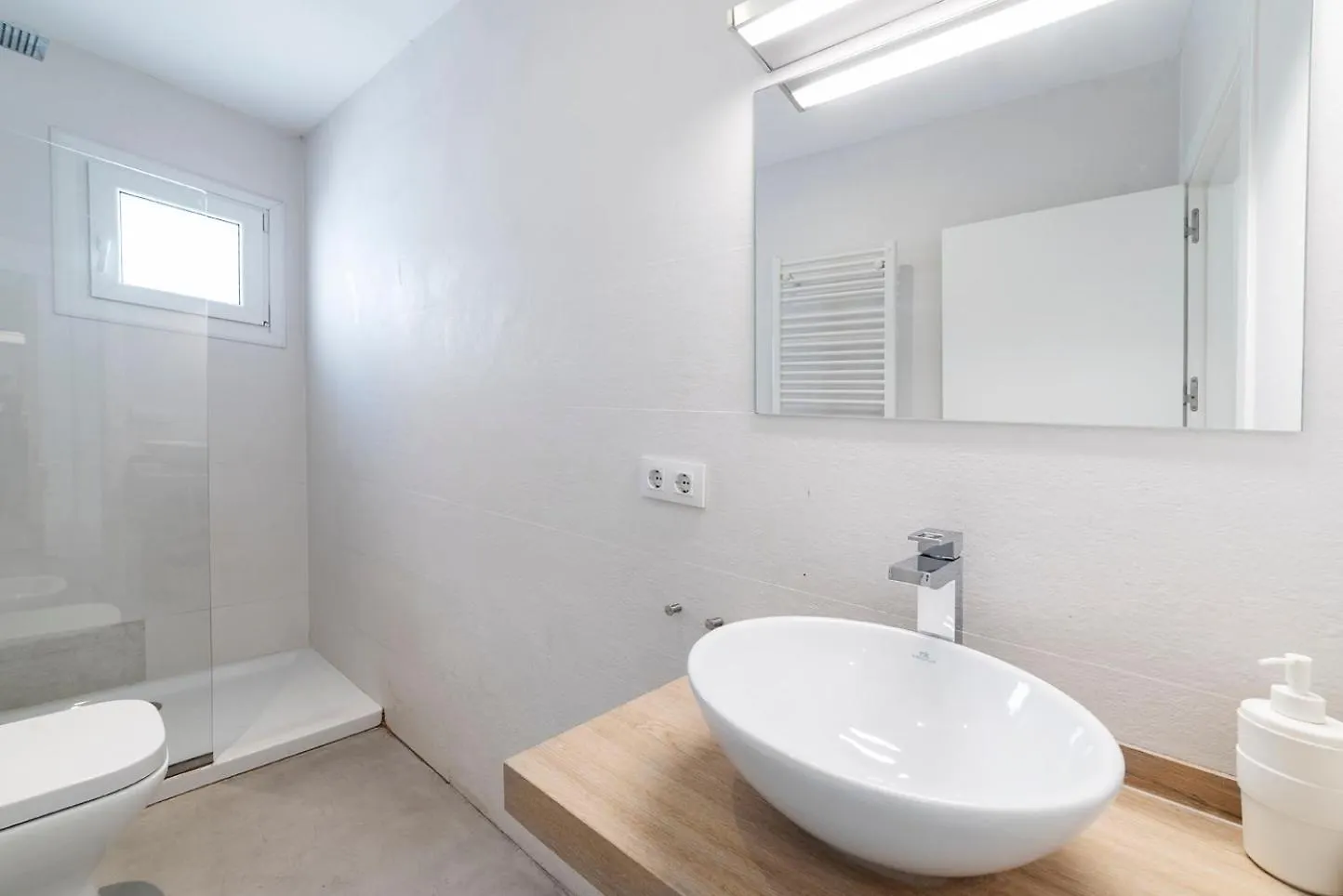 Alohamundi Corral Del Rey Apartment Seville Spain