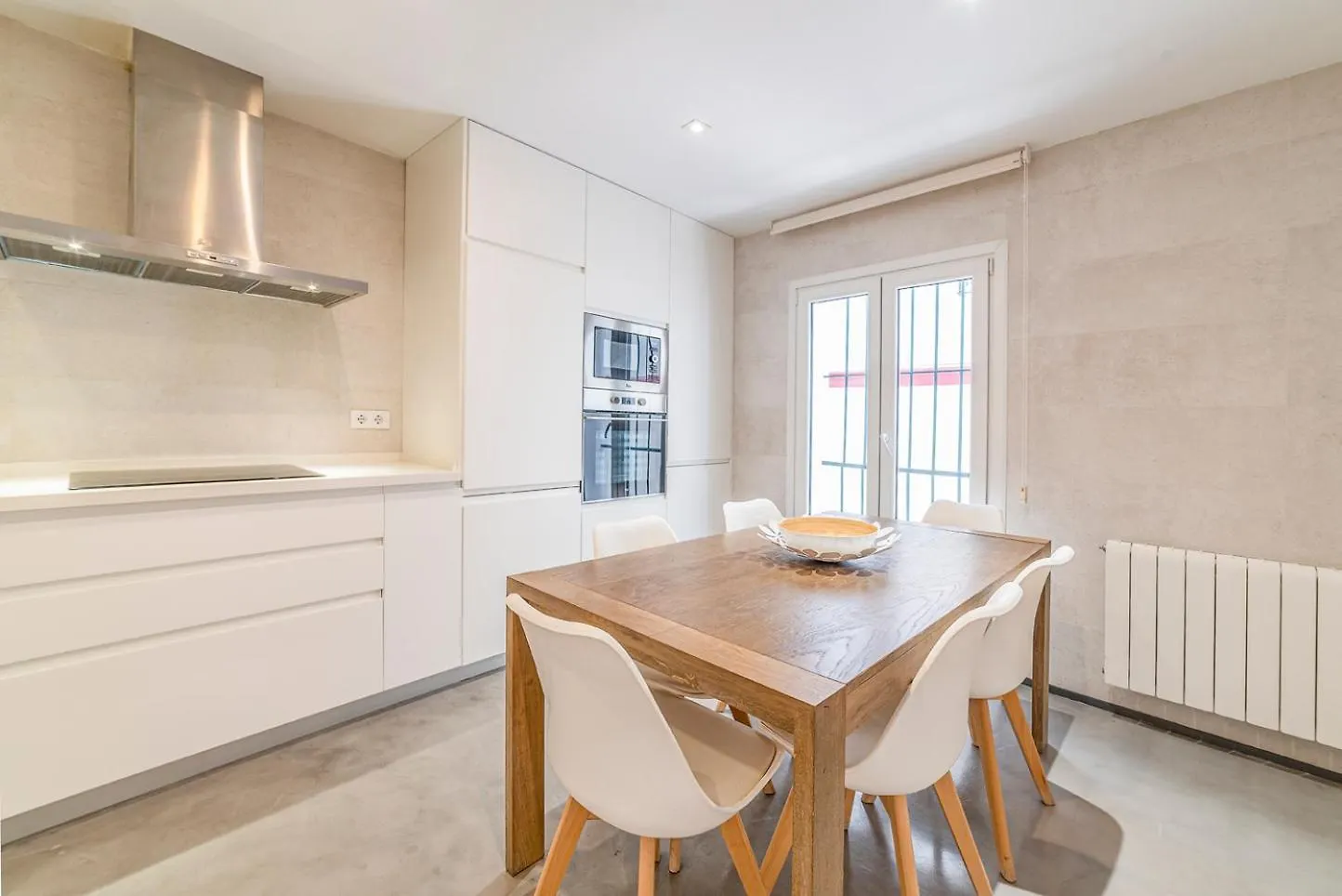 Alohamundi Corral Del Rey Apartment Seville 0*,